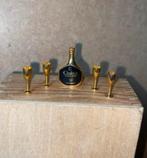 Mini fles Chabot Napoleon 2.8cm + 4x glas 1.7cm -metaal mooi, Verzamelen, Poppenhuizen en Toebehoren, Verzenden