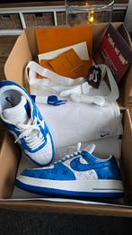 Nike Air Force 1 LV - Maat 45, Kleding | Heren, Schoenen, Blauw, Nike, Ophalen of Verzenden, Sneakers of Gympen
