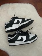 Nike Dunk Low Panda - Maat 42.5, Kleding | Dames, Schoenen, Verzenden, Zwart, Nike, Sneakers of Gympen