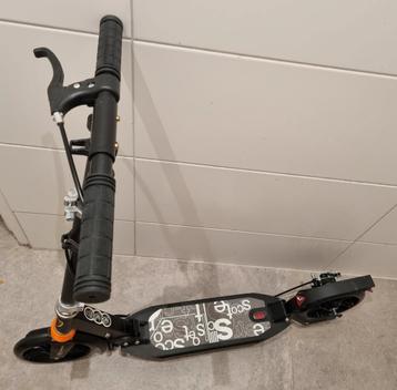 nieuwe step - zie foto's  beschikbaar voor biedingen