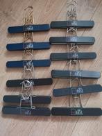 BRAX pantalon kleding hangers, Kleding | Dames, Verzenden, Zo goed als nieuw, Hout, Kinderen en Volwassenen
