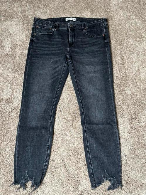 Zara skinny jeans spijkerbroek kleur zwart maat 44, Kleding | Dames, Spijkerbroeken en Jeans, Zo goed als nieuw, W33 - W36 (confectie 42/44)