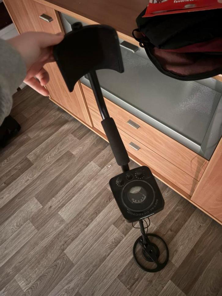Metaaldetector - Zoek naar verborgen schatten!, Hobby en Vrije tijd, Metaaldetectors, Gebruikt, 30 cm of minder, Overige merken