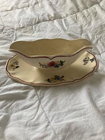 Antieke serviesonderdelen in 1 koop beschikbaar voor biedingen