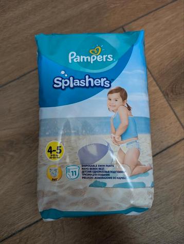 Pampers Splashers zwemluiers maat 4-5 beschikbaar voor biedingen