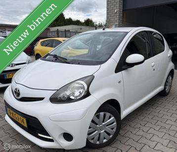 Toyota Aygo 1.0 VVT-i Aspiration / BJ 2013 / Airco / N.A.P beschikbaar voor biedingen