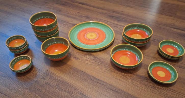 Bowls and Dishes 14 tapas schalen (aardewerk), Huis en Inrichting, Keuken | Servies, Zo goed als nieuw, Schaal of Schalen, Overige stijlen