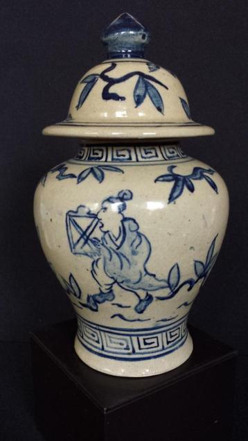 Chinese POT met DEKSEL, Keramiek Chinees Garden, 19 cm hoog beschikbaar voor biedingen