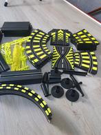 Veel racebaan spullen +4 raceauto's, Kinderen en Baby's, Speelgoed | Racebanen, Ophalen of Verzenden, Zo goed als nieuw, Elektrisch