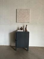Vintage Kast, Ophalen, Minder dan 50 cm, Gebruikt, Metaal