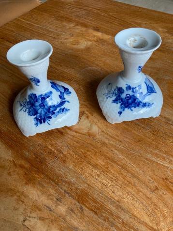 Royal Copenhagen Blå Blomst 10/1711 kaarsenhouder twee stuks beschikbaar voor biedingen