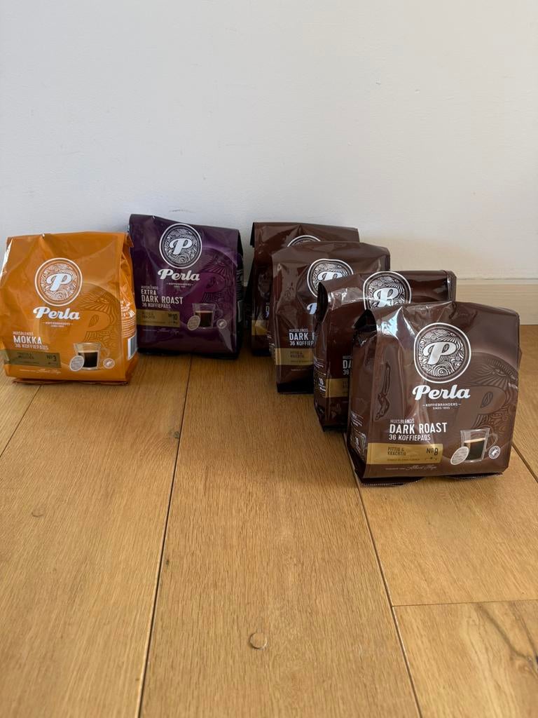 5  dichte zakken Senseo koffie pads.    Merk : Perla, Ophalen, Nieuw