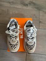 NIEUW Blasz sneakers - maat 39, Beige, Nieuw, Ophalen of Verzenden, Sneakers of Gympen