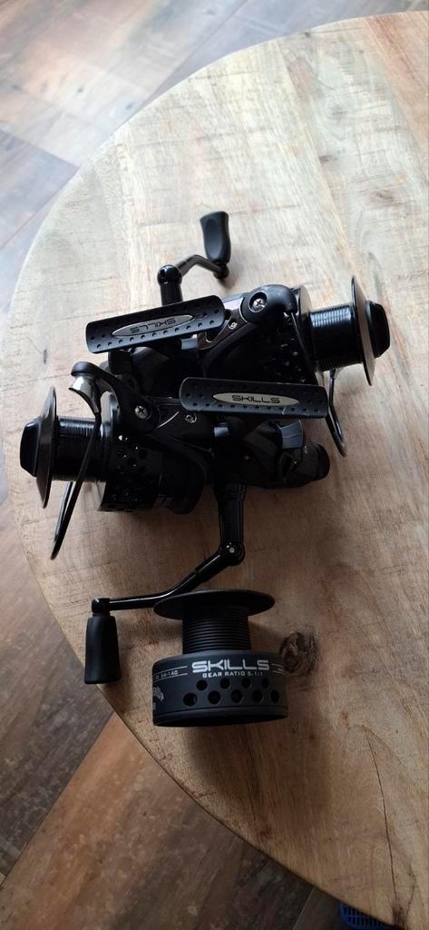 Nieuwe werphengel molens - Skills Runnerup 6000, Watersport en Boten, Hengelsport | Algemeen, Nieuw, Molen, Ophalen of Verzenden