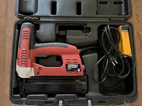 Rapid EN50 Afwerk Tacker met Koffer en Nietjes, Doe-het-zelf en Verbouw, Gereedschap | Handgereedschap, Zo goed als nieuw, Ophalen of Verzenden