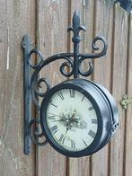 Vintage Dubbelzijdige Wandklok, Huis en Inrichting, Ophalen of Verzenden, Gebruikt, Analoog, Wandklok