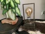 Industriële tafellamp tafel lamp metaal soort brons kleur, Ophalen of Verzenden, Zo goed als nieuw, Metaal, Minder dan 50 cm