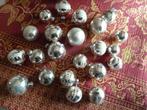 22 oude zilver kleurige kerstballen, Ophalen of Verzenden, Gebruikt