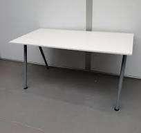 GRATIS IKEA Galant bureau verstelbare poten afhalen, Huis en Inrichting, Bureaus, Gebruikt, Bureau, In hoogte verstelbaar, Ophalen