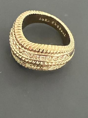 Dyrberg/Kern goudkleurige ring met swarovski beschikbaar voor biedingen
