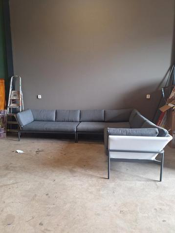 Nette loungeset loungebank tuinset  beschikbaar voor biedingen