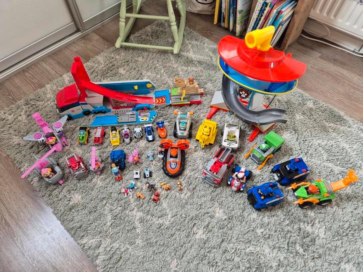 Grote set Paw Patrol, gebruikt, maar in zeer goede staat, Kinderen en Baby's, Speelgoed | Speelgoedvoertuigen, Zo goed als nieuw