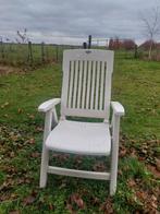 5 wit plastic tuinstoelen, 4x Aquarius, 1x geen merk, Tuin en Terras, Ligbedden, Ophalen, Gebruikt, Kunststof