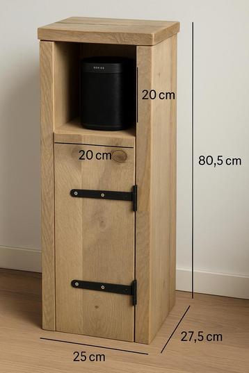 Twee prachtige pilaren van steigerhout beschikbaar voor biedingen