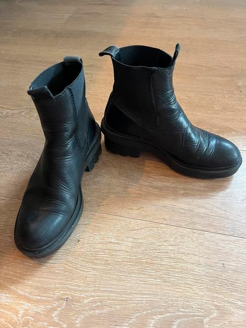 Bimba Y Lola leren chelsea boots / laarzen zwart mt 39, Kleding | Dames, Schoenen, Gedragen, Lage of Enkellaarzen, Zwart, Ophalen of Verzenden