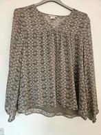 Mooi soepelvallend blousje. Manguun. Maat 44., Ophalen of Verzenden, Zo goed als nieuw, Maat 42/44 (L)