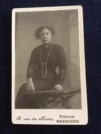 CDV, Vrouw, A. VAN DER HEIDEN, MEERKERK, Carte de Visite, Ophalen of Verzenden, Voor 1940, Gebruikt, Foto