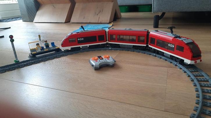 LEGO personentrein 7938, Kinderen en Baby's, Speelgoed | Duplo en Lego, Gebruikt, Lego, Complete set, Ophalen of Verzenden