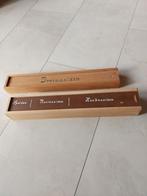 Twee  breinaalden kistjes van hout., Antiek en Kunst, Ophalen of Verzenden