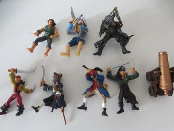 Leuke set piraten (8 stuks) Papo/Revell beschikbaar voor biedingen