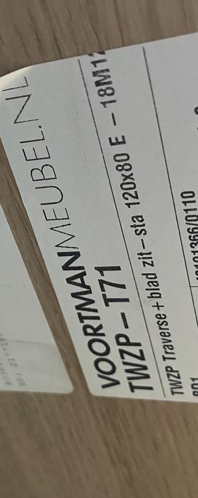 Elektrische zit sta bureau prof voortman, Huis en Inrichting, Bureaus, Zo goed als nieuw, Elektrisch, Ophalen