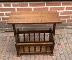 Vintage houten krantenbak tafeltje zgan, Ophalen, Zo goed als nieuw