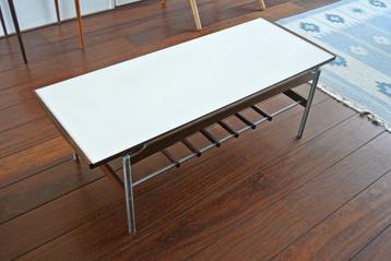 Vintage Louis van Teeffelen mid century jaren 60 salontafel beschikbaar voor biedingen