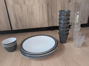 Campingservies beschikbaar voor biedingen