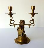 Bronzen kandelaar met zittende leeuw en Andreaskruis 2563-b, Ophalen of Verzenden, Brons