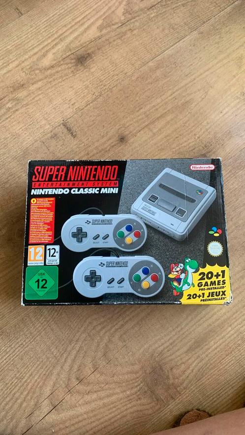 Super nintendo, Spelcomputers en Games, Spelcomputers | Nintendo Super NES, Gebruikt, Met 2 controllers, Ophalen of Verzenden
