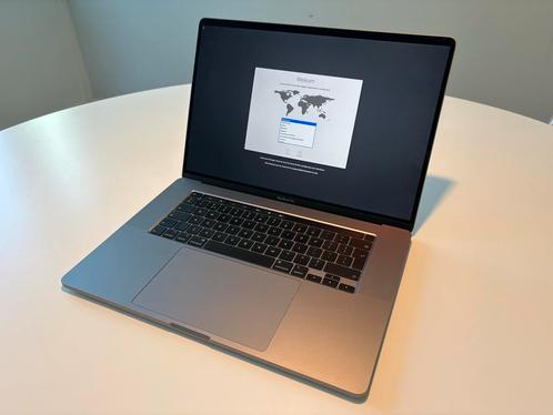 MacBook Pro 16" - 2,4GHz - 32GB - 512GB, Computers en Software, Apple Macbooks, Zo goed als nieuw, MacBook Pro, 16 inch, 3 tot 4 Ghz