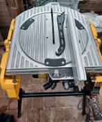 DeWalt D27107 zaagmachine, Ophalen, Gebruikt, Afkortzaag, 30 tot 70 mm