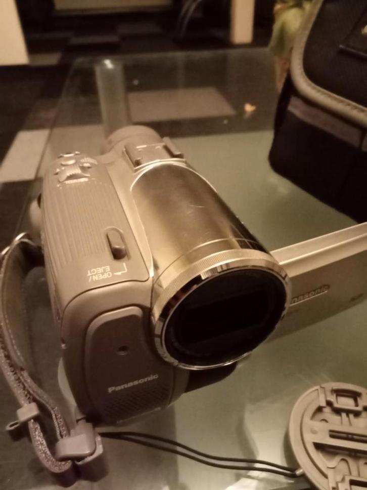 Panasonic Camcorder NV-GS85 – 3CCD – 1.7 MP Zo goed alsNieuw, Audio, Tv en Foto, Videocamera's Digitaal, Zo goed als nieuw, Camera