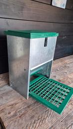 Kippenvoerbak  voersilo Feedomatic Automatische voerbak, Dieren en Toebehoren, Pluimvee | Toebehoren, Ophalen, Drinken en Voederen