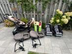 Tweelingwagen inclusief reiswieg en autostoeltjes, Kinderen en Baby's, Kinderwagens en Combinaties, Ophalen, Gebruikt, Bugaboo