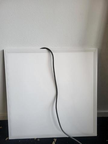 Optonica led verlichting voor systeemplafond beschikbaar voor biedingen