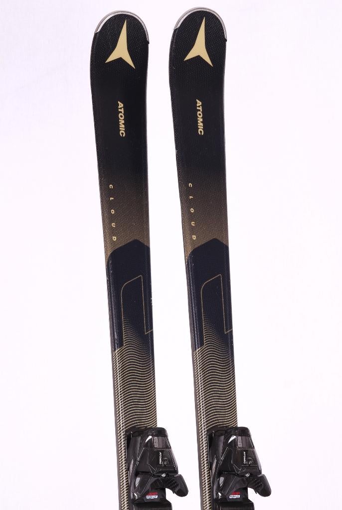 142 163 dames skis ATOMIC CLOUD BLACK HEAVEN 2025, grip wal, 140 tot 160 cm, Gebruikt, Ophalen of Verzenden, Carve