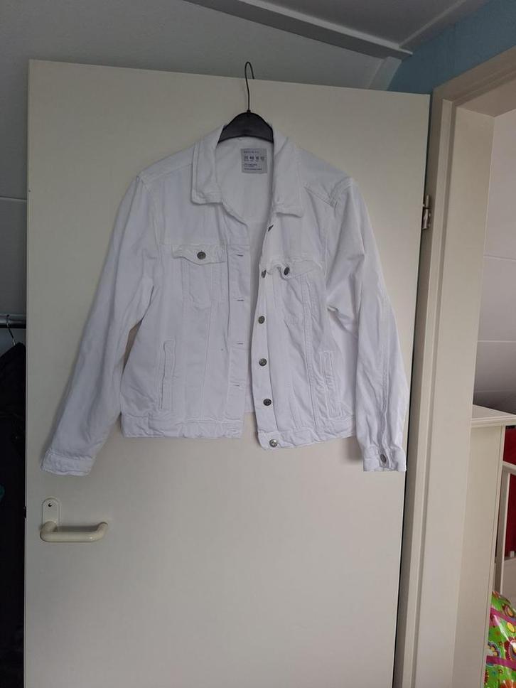 Super Mooie witte  Denim Blazer maat 48 Te Koop!, Kleding | Dames, Jassen | Zomer, Zo goed als nieuw, Maat 46/48 (XL) of groter