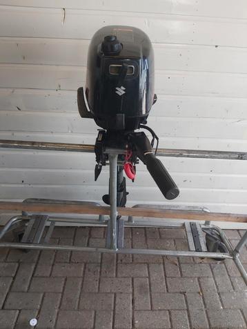 Suzuki 6pk 4stroke kortstaart bj 2011 niew model beschikbaar voor biedingen