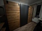 Schuifdeur kledingkast, Huis en Inrichting, Kasten | Kledingkasten, Ophalen, 200 cm of meer, Met hangruimte, Zo goed als nieuw